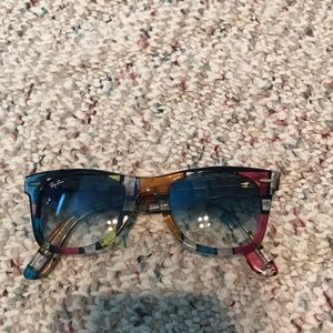 Ray-Ban Multicolor sunnies